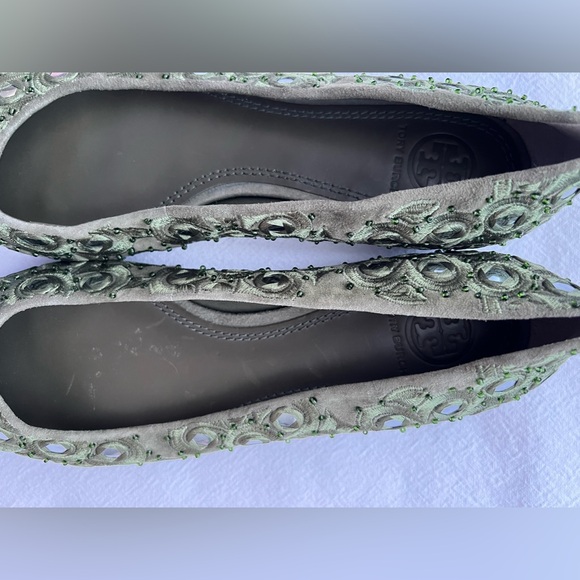 Tory Burch Yasmin Ballet Flat in Olive/Multi Size 6.5 - Picture 8 of 10